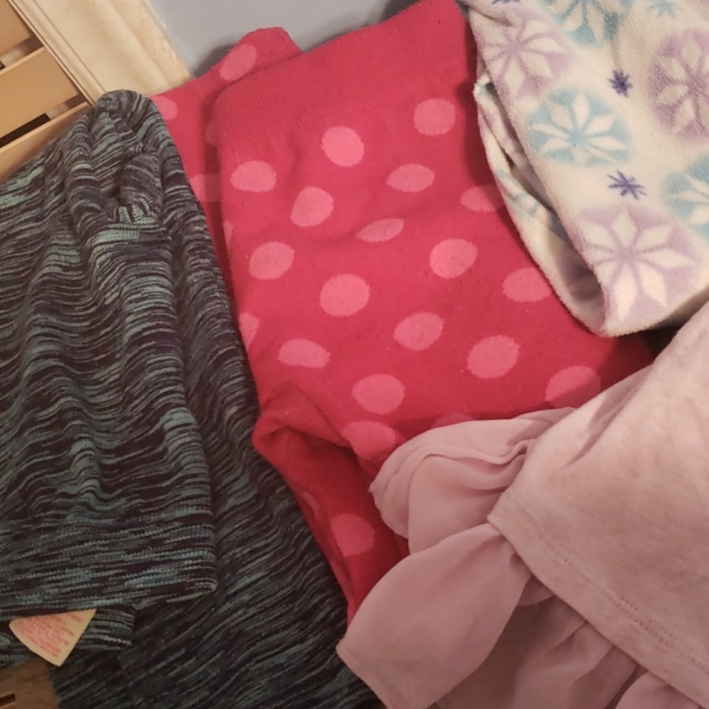 SIZE 7/8 GIRLS CLOTHING - Picture 3 of 4